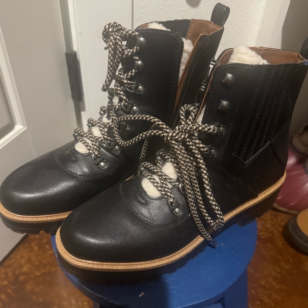 Lace up boots